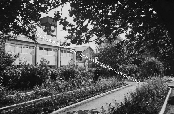 ST ANDREWS SUMMER HOUSE